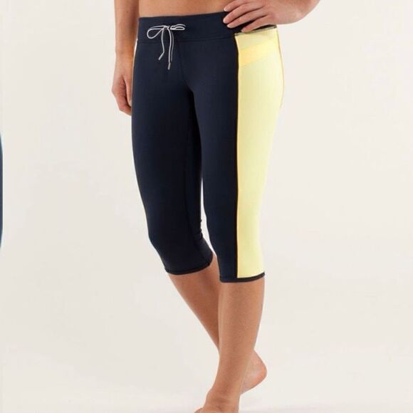 Lululemon Heat It Up Crop - Picture 1 of 6